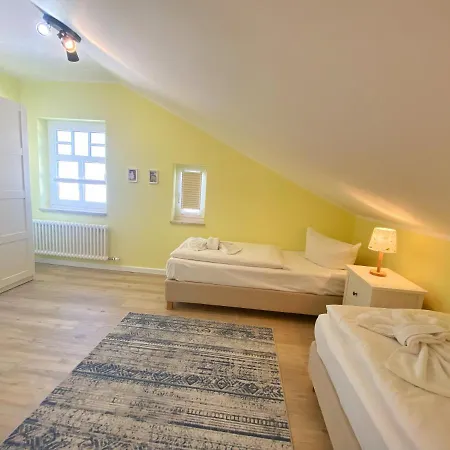 - Anna Anna - App 41 *