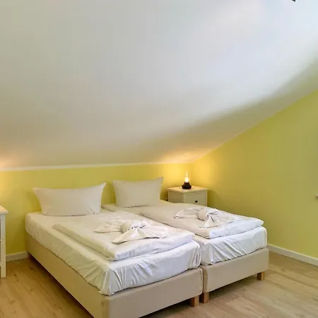 - Anna Anna - App 41 Appartement